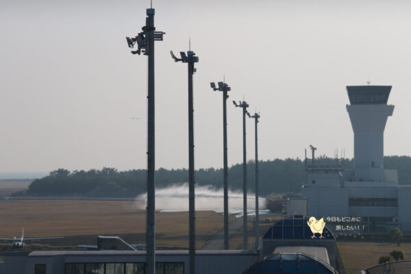 宮崎空港のナッシージェット初就航記念放水