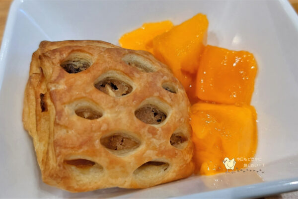 スーパーホテルプレミア宮崎一番街の朝食のマンゴー