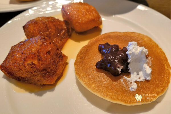 ホテルJALシティ錦の朝食のフレンチトーストとパンケーキ