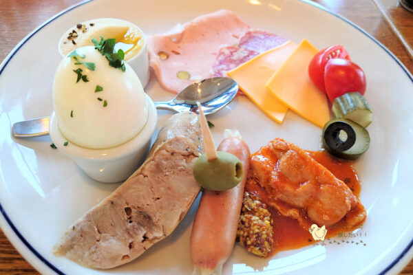 五島リゾートホテル マルゲリータの朝食の洋食プレート