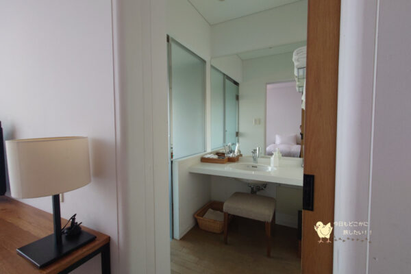 五島リゾートホテルマルゲリータのデラックスルームの洗面所