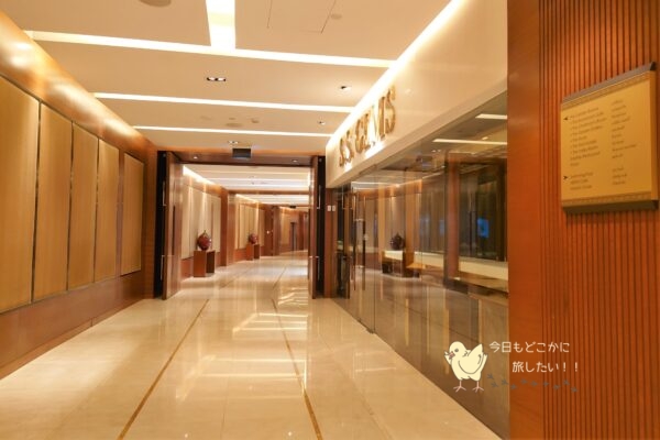 シャングリラ バンコク1Fのショップエリア