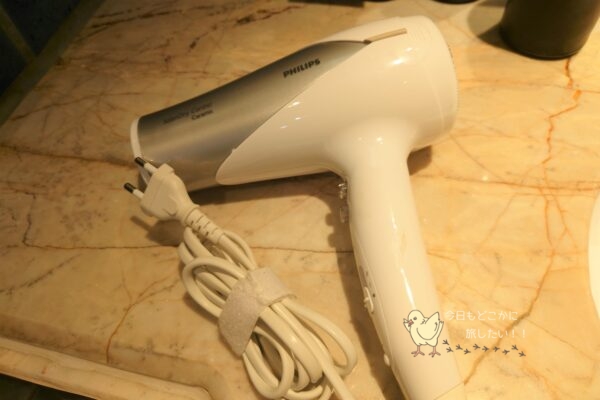 シェラトングランデ スクンビット、ラグジュアリーコレクションホテル、バンコクのグランデルームのドライヤー