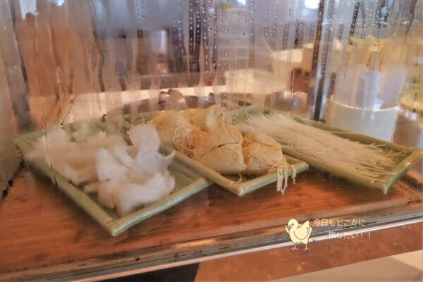 シェラトングランデ スクンビット バンコクの朝食のヌードルバーの麺の種類