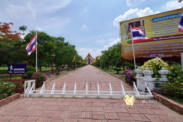 ワット・プラ・シー・サンペット(Wat Phra Si Samphet)の入り口