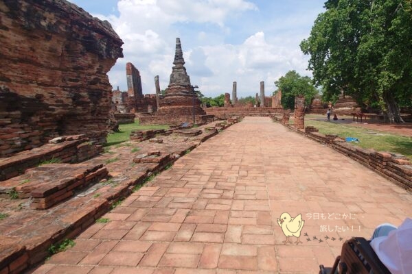 ワット・プラ・シー・サンペット（Wat Phra Si Samphet）