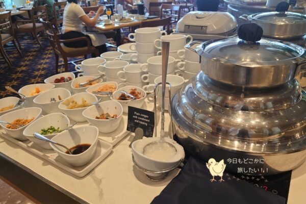 シェラトングランデ スクンビット バンコクの朝食の中華粥