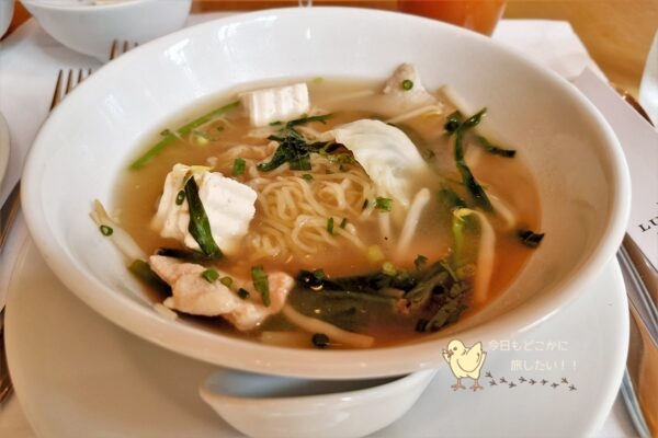 シェラトングランデ スクンビット バンコクの朝食のバミー