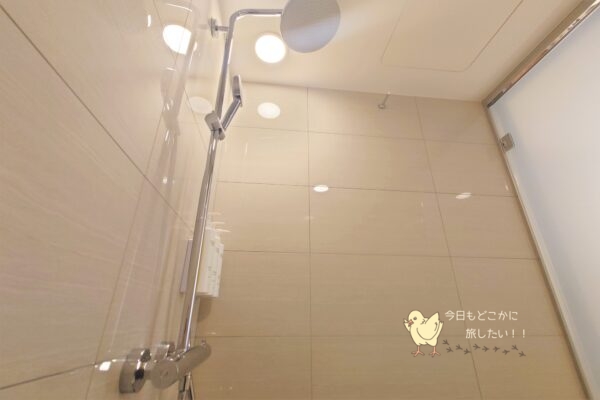 コートヤード バイ マリオット 名古屋のプレミアツインのお風呂のシャワー