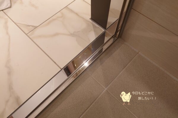 コートヤード バイ マリオット 名古屋のプレミアツインのお風呂の段差