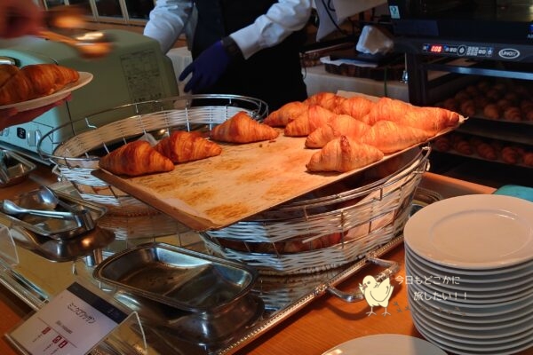 屈斜路プリンスホテルの朝食のクロワッサン