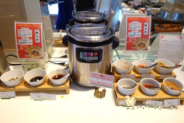 知床第一ホテルの朝食のシェントウジャンコーナー