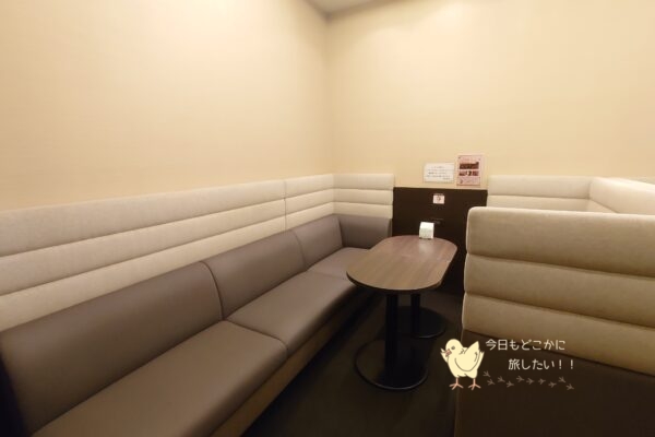 セントレア1の第2プレミアムラウンジのボックス席