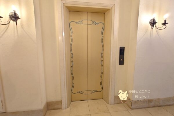 カヌチャベイホテル＆ヴィラズの「神着」用のエレベーター