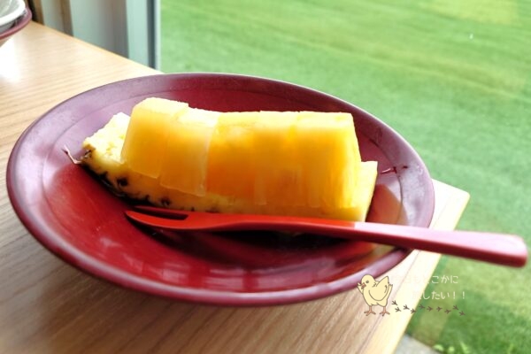 カヌチャベイホテル＆ヴィラズの「神着」の朝食のパイナップル