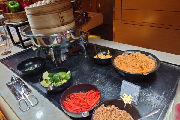 インターコンチネンタルサイゴンのMarket39の朝食のチリクラブ