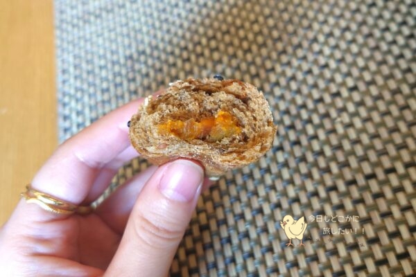 United Hotel(國聯大飯店)の朝食のさつまいも入りのパン