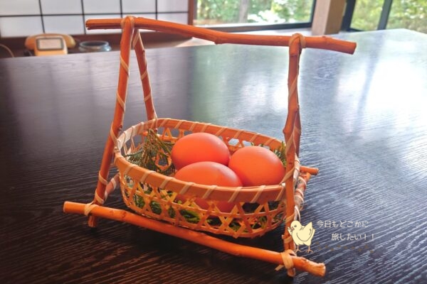 天河山荘の朝食の生卵