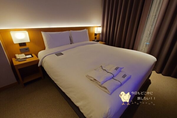 相鉄ホテルズ ザ・スプラジール ソウル東大門のデラックスダブルのキングベッド