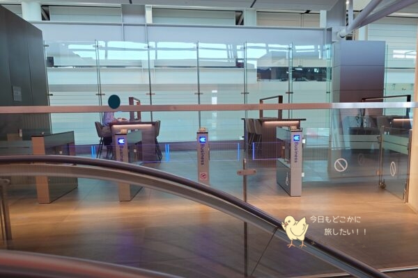 仁川国際空港T1のアシアナビジネスラウンジ EASTの改札ゲート