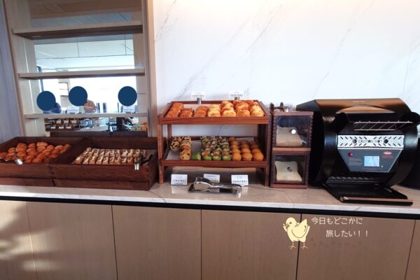 マリオット長崎のHARBELLAの朝食のパンコーナー